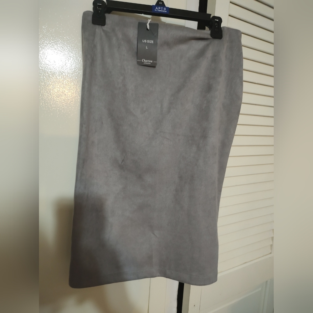 Chateau Women's Pencil Skirt in Light Gray